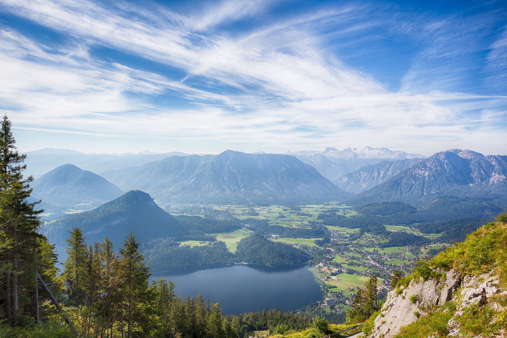 Altaussee und der Altauseer See vom Loserberg Altaussee und der Altauseer See vom Loserberg